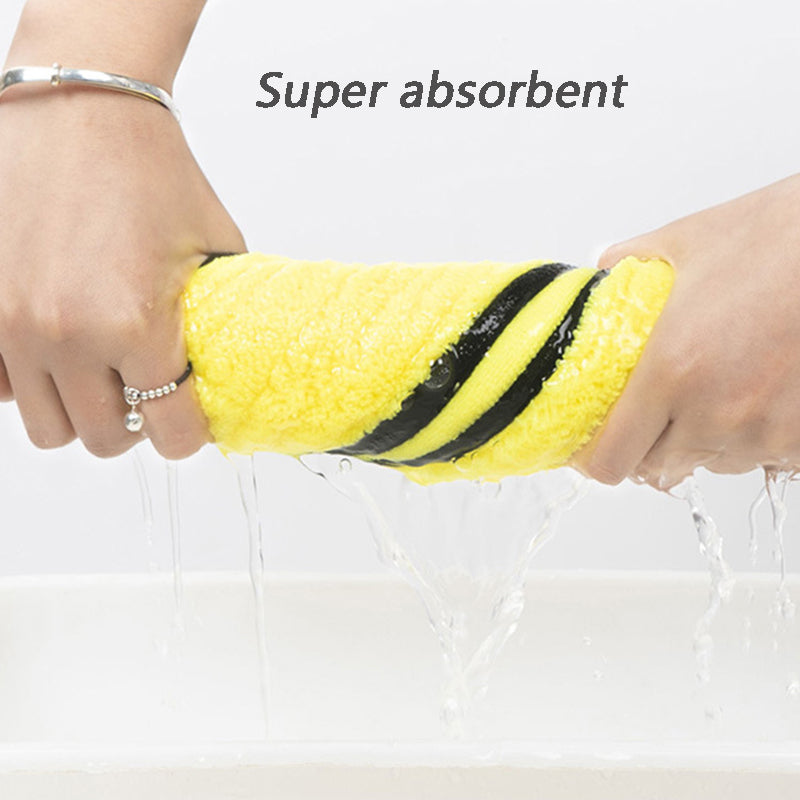 Super Absorbent Quick-Drying Microfiber Pet Towel Soft Bath Robe for Dogs and Cats